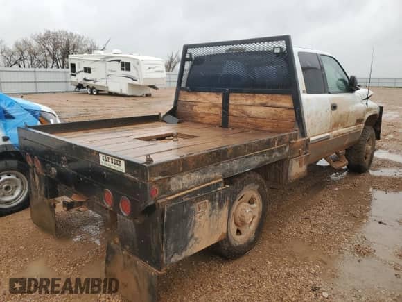 1998 Dodge 2500 with VIN 3B7KF22D2WG102293, listed as a Copart auction lot 54788495 with 271,042 mi miles and Clean title. Bid and sale history available at DreamBid. Image 3.