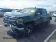 2015 Chevrolet Silverado 1500 LTZ z VIN 3GCUKSEC5FG129298, wystawiony jako IAAI lot #43394371 z przebiegiem 246 150 mil mil oraz . Historia ofert i sprzedaży dostępna na DreamBid. Obrazek 2.