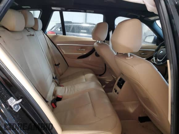 2016 BMW 3 Series 328d xDrive with VIN WBA8J1C54GK458701, listed as a Copart auction lot 70818924 with 98,282 mi miles and Salvage title. Bid and sale history available at DreamBid. Image 10.