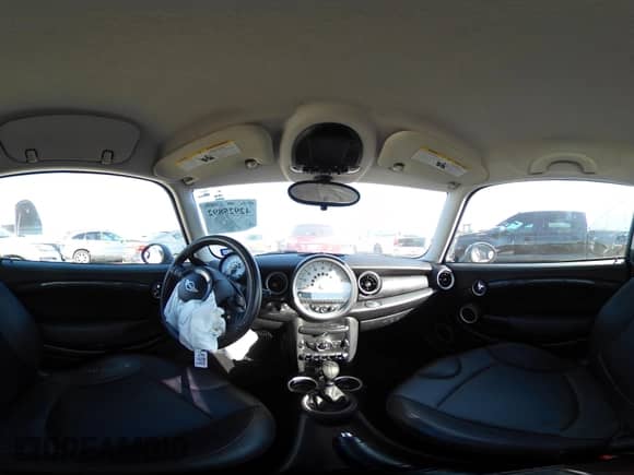 2013 MINI Hardtop S with VIN WMWSV3C54DT393473, listed as a IAAI auction lot 42925892 with 164,418 mi miles and . Bid and sale history available at DreamBid. Image 18.