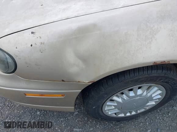 2004 Chevrolet Malibu Classic with VIN 1G1ND52F24M631977, listed as a IAAI auction lot 43156976 with 199,862 mi miles and . Bid and sale history available at DreamBid. Image 6.