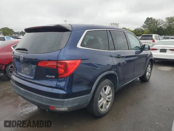 2016 Honda Pilot LX z VIN 5FNYF6H11GB090465, wystawiony jako Copart lot #83833105 z przebiegiem 98 929 mil mil oraz Szkoda całkowita • Salvage title. Historia ofert i sprzedaży dostępna na DreamBid. Obrazek 3.