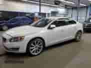 2018 Volvo S60 Inscription с VIN LYV402HK0JB171760, выставлен на аукционе Copart как лот 45929395 с пробегом Не указан миль и Списание • Salvage title. История ставок и продаж доступна на DreamBid. Изображение 1.