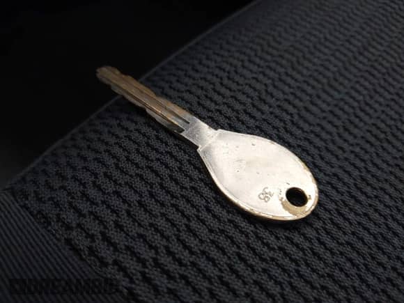 2002 Nissan Frontier XE with VIN 1N6DD26S12C330285, listed as a IAAI auction lot 42981360 with 89,797 mi miles and . Bid and sale history available at DreamBid. Image 11.