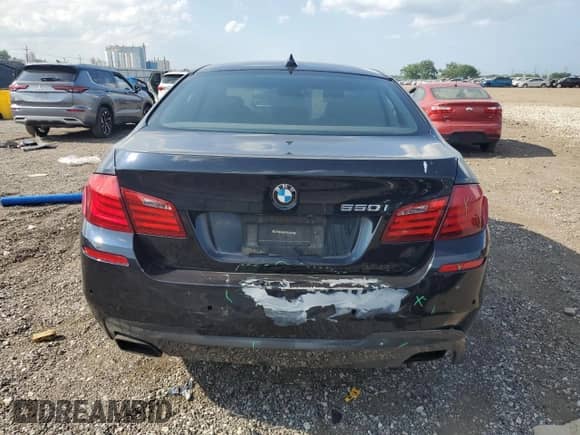 2011 BMW 5 Series 550i xDrive с VIN WBAFU9C57BC785108, выставлен на аукционе Copart как лот 64849935 с пробегом 120 869 миль миль и Списание • Salvage title. История ставок и продаж доступна на DreamBid. Изображение 6.