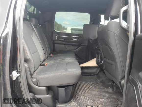 2020 Ram 1500 Lone Star z VIN 1C6SRFFT5LN297154, wystawiony jako Copart lot #85007465 z przebiegiem 92 088 mil mil oraz Szkoda całkowita • Salvage title. Historia ofert i sprzedaży dostępna na DreamBid. Obrazek 10.