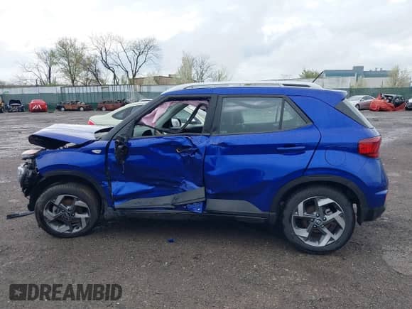 2023 Hyundai Venue Limited with VIN KMHRC8A37PU262652, listed as a IAAI auction lot 41951043 with 8,039 mi miles and . Bid and sale history available at DreamBid. Image 14.