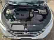 2017 Hyundai Tucson SE z VIN KM8J3CA40HU511559, wystawiony jako Copart lot #81511665 z przebiegiem 63 961 mil mil oraz Szkoda całkowita • Salvage title. Historia ofert i sprzedaży dostępna na DreamBid. Obrazek 12.