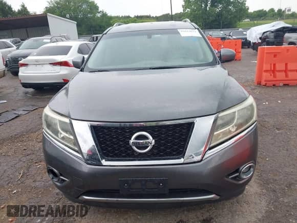 2015 Nissan Pathfinder SL с VIN 5N1AR2MN2FC615650, выставлен на аукционе IAAI как лот 42624622 с пробегом 153 956 миль миль и . История ставок и продаж доступна на DreamBid. Изображение 12.