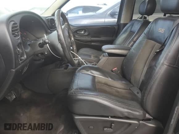 2006 Chevrolet TrailBlazer LT with VIN 1GNES13H762287669, listed as a Copart auction lot 84381435 with 186,891 mi miles and Salvage title. Bid and sale history available at DreamBid. Image 7.