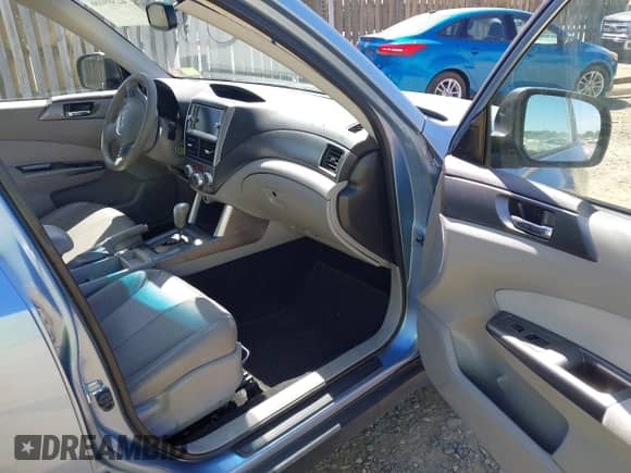 2011 Subaru Forester X Limited z VIN JF2SHAFC5BH769656, wystawiony jako IAAI lot #42309166 z przebiegiem 181 958 mil mil oraz . Historia ofert i sprzedaży dostępna na DreamBid. Obrazek 5.