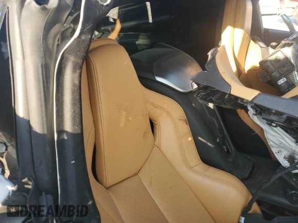 2020 Chevrolet Corvette 2LT с VIN 1G1Y72D43L5112346, выставлен на аукционе Copart как лот 64725874 с пробегом Не указан миль и На запчасти • Non repairable. История ставок и продаж доступна на DreamBid. Изображение 10.