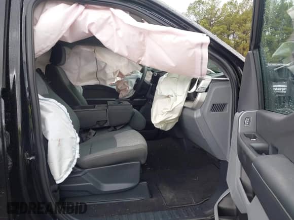 2026 Ford F-250 XL with VIN 1FT7W2BN6TEC24382, listed as a IAAI auction lot 43566771 with 451 mi miles and . Bid and sale history available at DreamBid. Image 5.