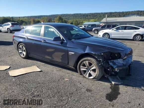 2012 BMW 5 Series 528i xDrive с VIN WBAXH5C57CDW04635, выставлен на аукционе Copart как лот 86229815 с пробегом 102 479 миль миль и Списание • Salvage title. История ставок и продаж доступна на DreamBid. Изображение 4.