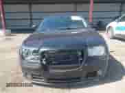 2006 Chrysler 300 C SRT-8 с VIN 2C3KA73W56H332748, выставлен на аукционе IAAI как лот 43292460 с пробегом 168 014 миль миль и . История ставок и продаж доступна на DreamBid. Изображение 12.