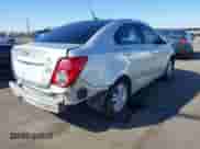 2012 Chevrolet Sonic LS с VIN 1G1JB5SH8C4190098, выставлен на аукционе IAAI как лот 41671068 с пробегом 178 317 миль миль и . История ставок и продаж доступна на DreamBid. Изображение 4.