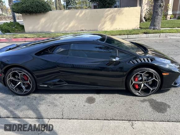 2021 Lamborghini Huracan with VIN ZHWUF5ZFXMLA16208, listed as a IAAI auction lot 41461215 with 13,163 mi miles and . Bid and sale history available at DreamBid. Image 14.