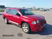 2010 Jeep Compass Latitude с VIN 1J4NF1FB0AD620094, выставлен на аукционе IAAI как лот 43241073 с пробегом 211 260 миль миль и . История ставок и продаж доступна на DreamBid. Изображение 1.