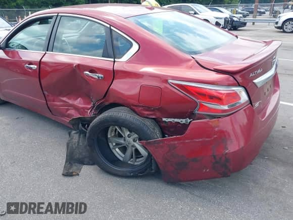 2015 Nissan Altima S z VIN 1N4AL3AP6FC247531, wystawiony jako IAAI lot #42635186 z przebiegiem 147 761 mil mil oraz . Historia ofert i sprzedaży dostępna na DreamBid. Obrazek 6.