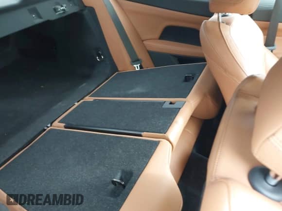 2021 BMW 4 Series M440i xDrive с VIN WBA13AR06MCF78418, выставлен на аукционе IAAI как лот 41257716 с пробегом 35 974 миль миль и . История ставок и продаж доступна на DreamBid. Изображение 8.