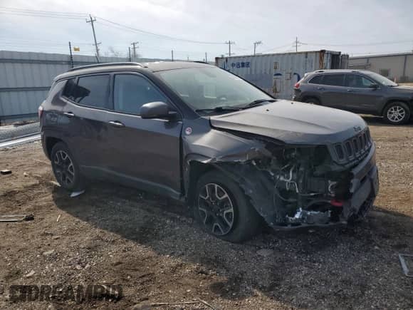 2019 Jeep Compass Trailhawk с VIN 3C4NJDDB2KT722517, выставлен на аукционе Copart как лот 48660225 с пробегом 115 476 миль миль и Списание • Salvage title. История ставок и продаж доступна на DreamBid. Изображение 4.