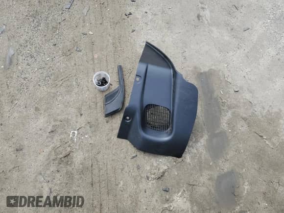 2013 Toyota Prius Two с VIN JTDKDTB39D1546477, выставлен на аукционе Copart как лот 84634325 с пробегом 132 589 миль миль и Списание • Salvage title. История ставок и продаж доступна на DreamBid. Изображение 12.