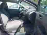 2013 Chevrolet Sonic LT с VIN 1G1JC6SH7D4107880, выставлен на аукционе IAAI как лот 42868459 с пробегом 191 273 миль миль и . История ставок и продаж доступна на DreamBid. Изображение 5.