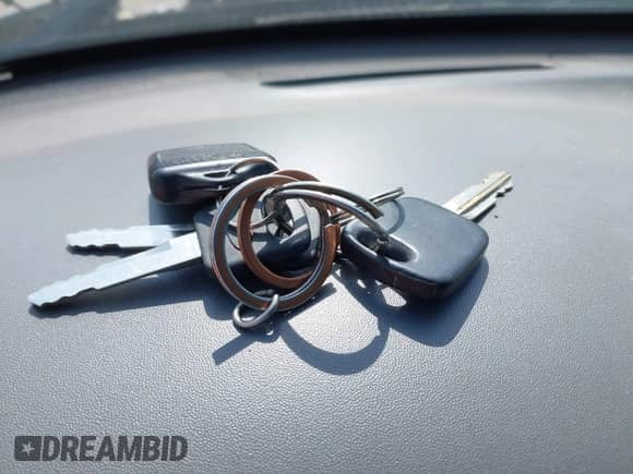 2002 Ford F-150 XLT z VIN 1FTRW07612KA74888, wystawiony jako IAAI lot #42465713 z przebiegiem Nie podano mil oraz . Historia ofert i sprzedaży dostępna na DreamBid. Obrazek 11.