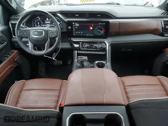 2024 GMC Sierra 1500 Denali Ultimate with VIN 1GTUUHEL0RZ275948, listed as a Copart auction lot 84424164 with 18,328 mi miles and Salvage title. Bid and sale history available at DreamBid. Image 8.