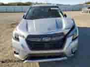 2023 Subaru Forester Touring z VIN JF2SKARC3PH540476, wystawiony jako Copart lot #80059725 z przebiegiem 6 957 mil mil oraz Szkoda całkowita • Salvage title. Historia ofert i sprzedaży dostępna na DreamBid. Obrazek 5.