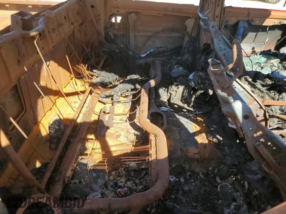 2021 Ram 1500 SLT z VIN 1C6RR7LG7MS543104, wystawiony jako Copart lot #49158865 z przebiegiem Nie podano mil oraz Nie do naprawy • Non repairable. Historia ofert i sprzedaży dostępna na DreamBid. Obrazek 10.