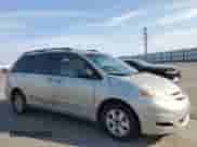 2007 Toyota Sienna CE with VIN 5TDZK23CX7S082345, listed as a Copart auction lot 81910925 with 254,087 mi miles and Salvage title. Bid and sale history available at DreamBid. Image 4.