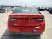 2015 Dodge Dart GT z VIN 1C3CDFEB1FD112827, wystawiony jako Copart lot #70955785 z przebiegiem 172 667 mil mil oraz Szkoda całkowita • Salvage title. Historia ofert i sprzedaży dostępna na DreamBid. Obrazek 6.