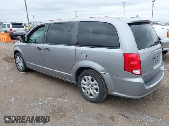 2019 Dodge Grand Caravan SE Plus with VIN 2C4RDGBG0KR633699, listed as a IAAI auction lot 43323288 with 135,783 mi miles and . Bid and sale history available at DreamBid. Image 3.