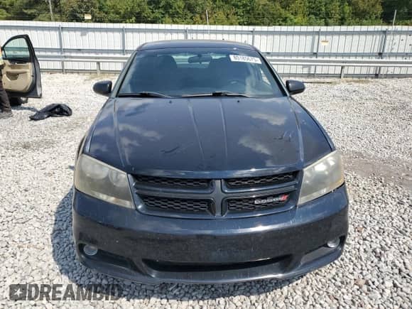 2014 Dodge Avenger SXT z VIN 1C3CDZCG7EN104143, wystawiony jako Copart lot #80185675 z przebiegiem 131 066 mil mil oraz Czysty tytuł • Clean title. Historia ofert i sprzedaży dostępna na DreamBid. Obrazek 5.
