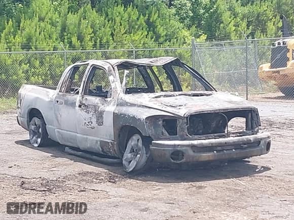2007 Dodge 1500 SLT with VIN 1D7HU18287J592339, listed as a IAAI auction lot 42436254 with Not provided miles and . Bid and sale history available at DreamBid. Image 6.