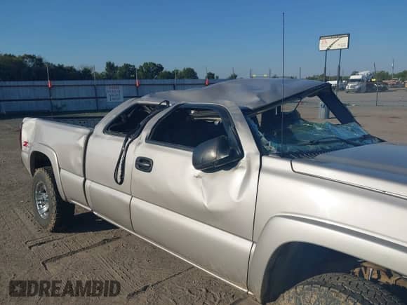 2004 Chevrolet Silverado 1500 LS с VIN 1GCEK19T84E256575, выставлен на аукционе IAAI как лот 43346393 с пробегом 148 581 миль миль и . История ставок и продаж доступна на DreamBid. Изображение 6.