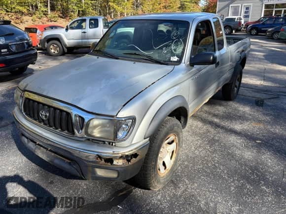 2004 Toyota Tacoma с VIN 5TEWM72NX4Z325860, выставлен на аукционе Copart как лот 90104865 с пробегом 309 267 миль миль и Чистый • Clean title. История ставок и продаж доступна на DreamBid. Изображение 2.
