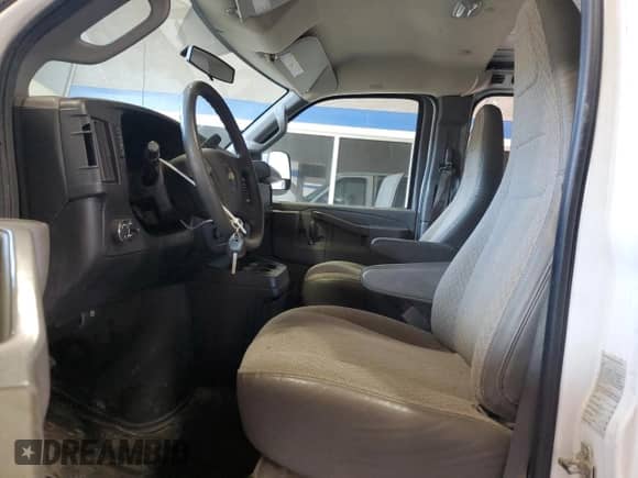 2017 Chevrolet Express Cargo с VIN 1GCWGAFF4H1132594, выставлен на аукционе Copart как лот 65409395 с пробегом 197 591 миль миль и Чистый • Clean title. История ставок и продаж доступна на DreamBid. Изображение 7.