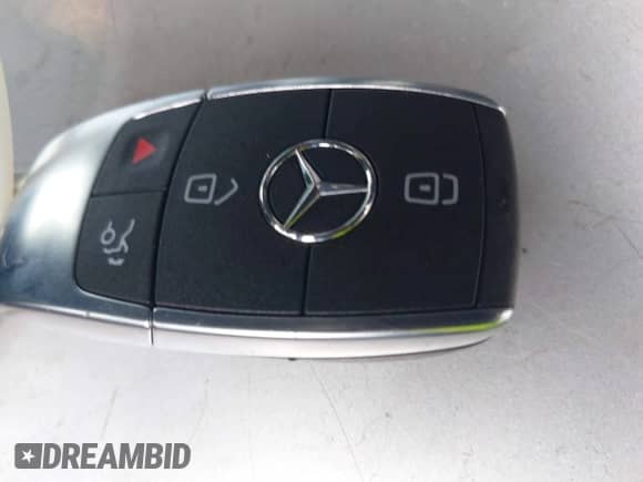 2022 Mercedes-Benz GLS 450 with VIN 4JGFF5KE2NA807714, listed as a IAAI auction lot 42741894 with 40,407 mi miles and . Bid and sale history available at DreamBid. Image 11.