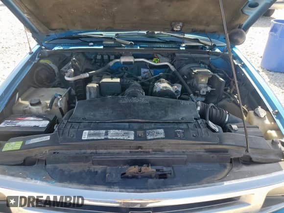 1995 Chevrolet S-10 с VIN 1GCCS1440S8103353, выставлен на аукционе Copart как лот 64438805 с пробегом 147 706 миль миль и Списание • Salvage title. История ставок и продаж доступна на DreamBid. Изображение 11.