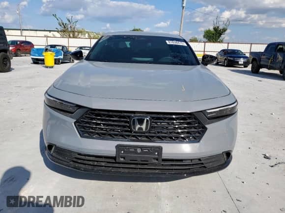 2025 Honda Accord Sport-L z VIN 1HGCY2F72SA041217, wystawiony jako Copart lot #81838415 z przebiegiem 1 825 mil mil oraz Szkoda całkowita • Salvage title. Historia ofert i sprzedaży dostępna na DreamBid. Obrazek 5.