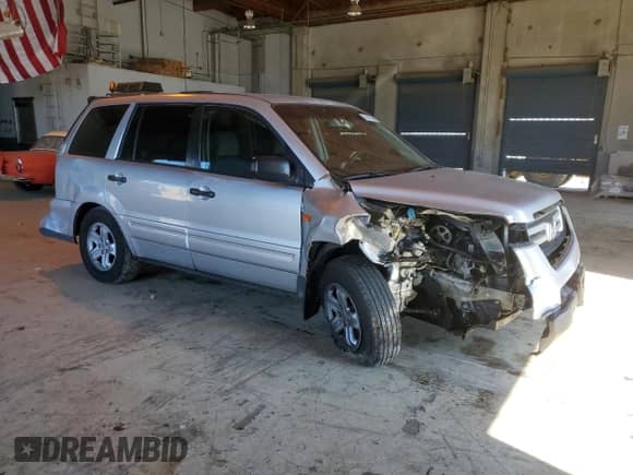 2007 Honda Pilot LX с VIN 5FNYF28197B003307, выставлен на аукционе Copart как лот 67850535 с пробегом 153 609 миль миль и Списание • Salvage title. История ставок и продаж доступна на DreamBid. Изображение 4.