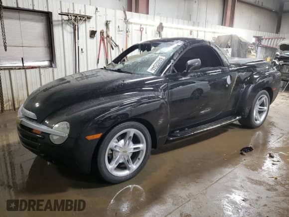 2005 Chevrolet SSR LS с VIN 1GCES14H55B114819, выставлен на аукционе Copart как лот 84002044 с пробегом Не указан миль и Списание • Salvage title. История ставок и продаж доступна на DreamBid. Изображение 1.
