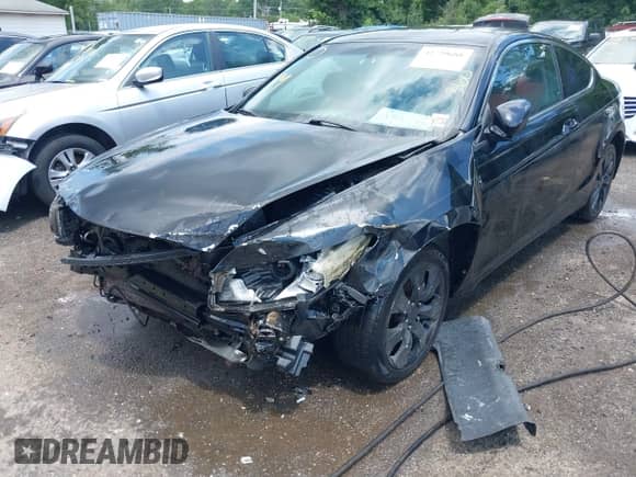 2010 Honda Accord LX-S with VIN 1HGCS1B38AA021633, listed as a IAAI auction lot 42729688 with 224,607 mi miles and . Bid and sale history available at DreamBid. Image 6.