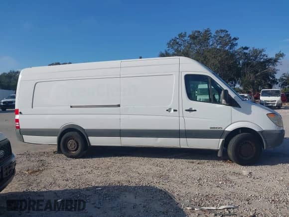 2008 Dodge Sprinter with VIN WD0PE845085294302, listed as a IAAI auction lot 40978660 with 219,393 mi miles and . Bid and sale history available at DreamBid. Image 13.