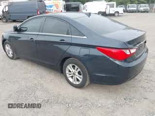 2013 Hyundai Sonata GLS с VIN 5NPEB4AC4DH684527, выставлен на аукционе IAAI как лот 42906163 с пробегом 69 062 миль миль и . История ставок и продаж доступна на DreamBid. Изображение 3.