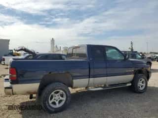 2001 Dodge 1500 с VIN 3B7HF13Z61G186089, выставлен на аукционе Copart как лот 84616565 с пробегом 270 922 миль миль и Списание • Salvage title. История ставок и продаж доступна на DreamBid. Изображение 3.