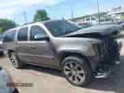 2011 Chevrolet Suburban LTZ с VIN 1GNSCKE04BR312543, выставлен на аукционе IAAI как лот 42267293 с пробегом 253 305 миль миль и . История ставок и продаж доступна на DreamBid. Изображение 13.