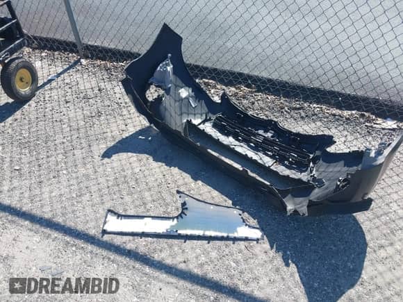 2015 Toyota Prius One z VIN JTDKDTB30F1095149, wystawiony jako IAAI lot #42846245 z przebiegiem 80 862 mil mil oraz . Historia ofert i sprzedaży dostępna na DreamBid. Obrazek 12.